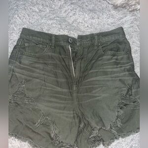 American eagle green shorts